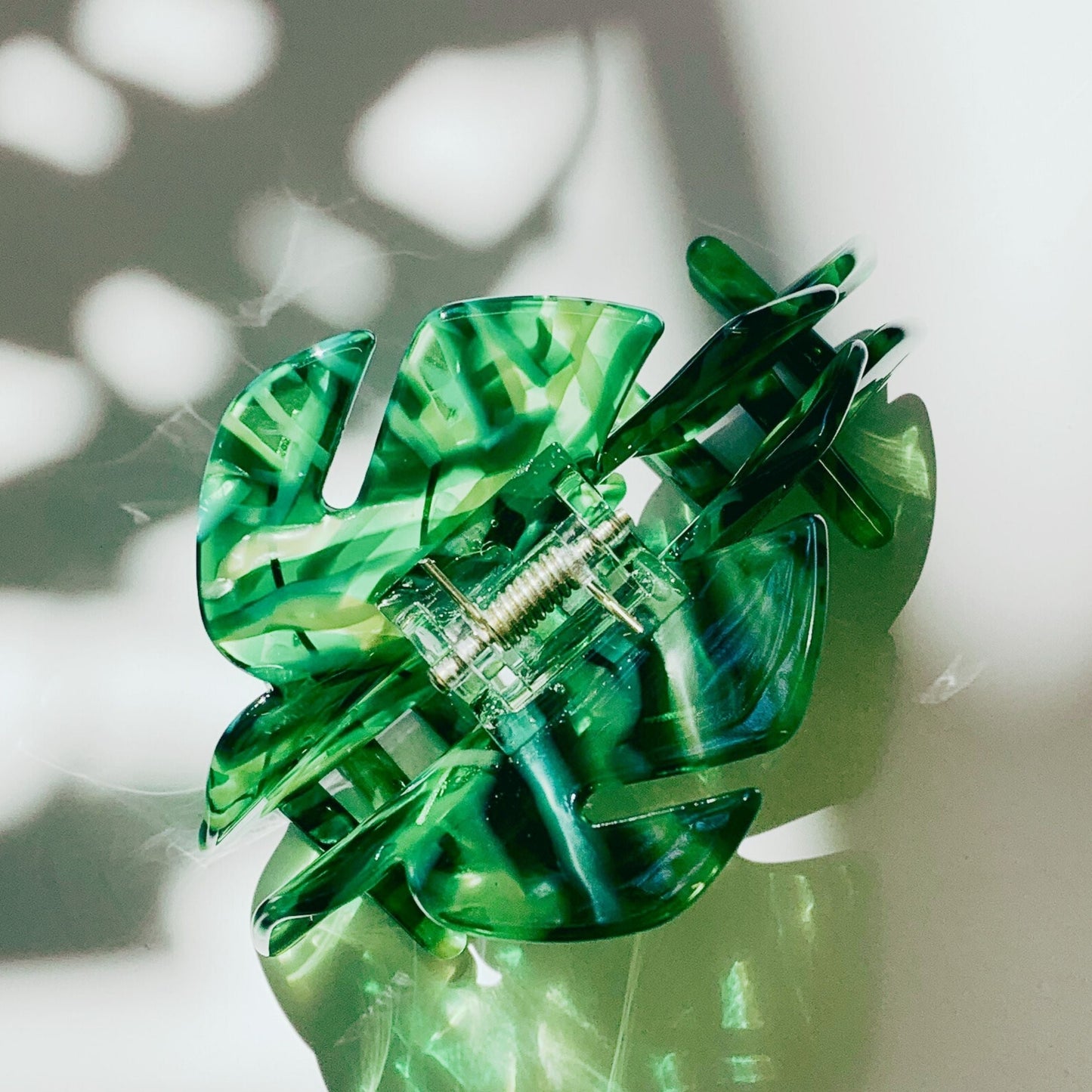 Monstera Leaf Hair Claw | Claw Clip in Velvet Travel Bag