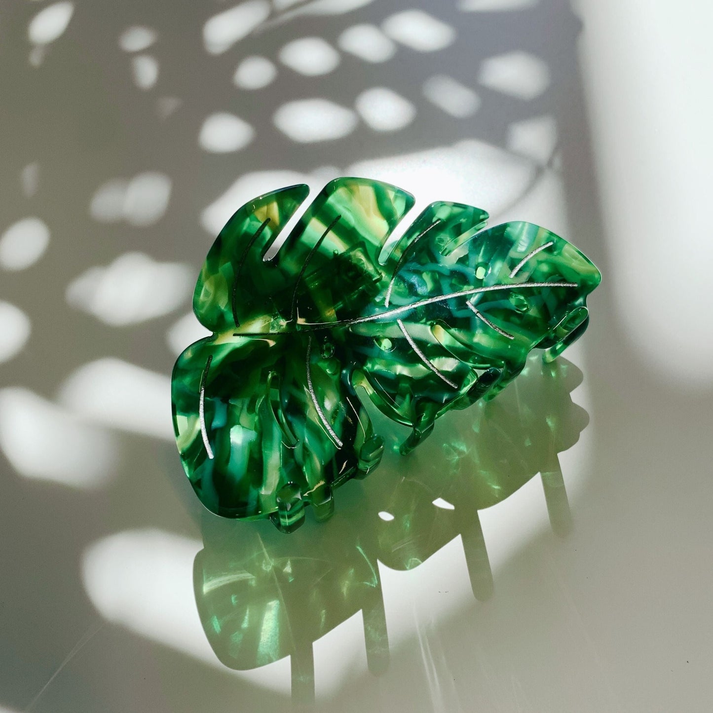 Monstera Leaf Hair Claw | Claw Clip in Velvet Travel Bag