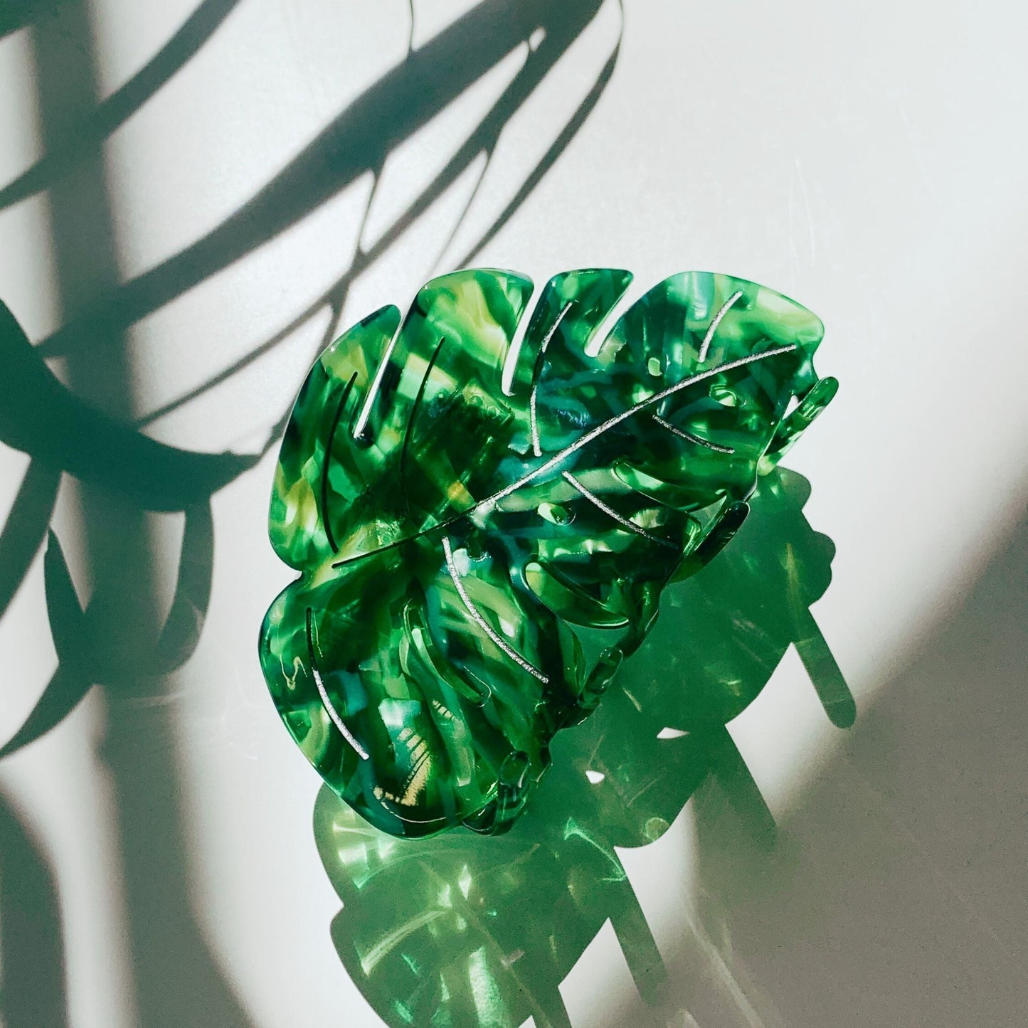 Monstera Leaf Hair Claw | Claw Clip in Velvet Travel Bag